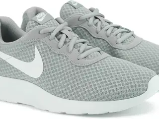 Nike TANJUN Sneakers Flipkart 67% OFF